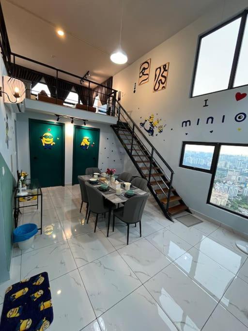 Minion's World - Arte Cheras Kl Pangsapuri *